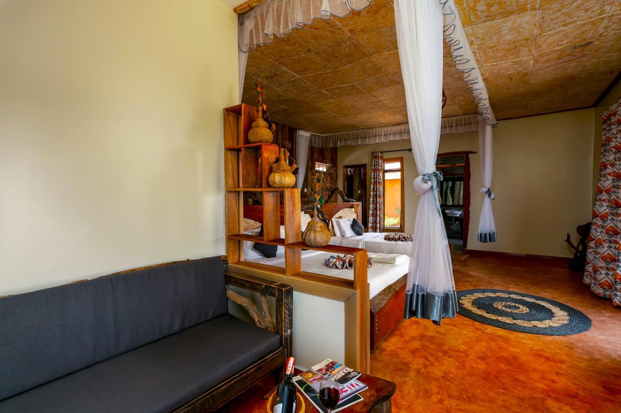 Kigarama Wilderness Lodge Mburo Bakijurura ภายนอก รูปภาพ