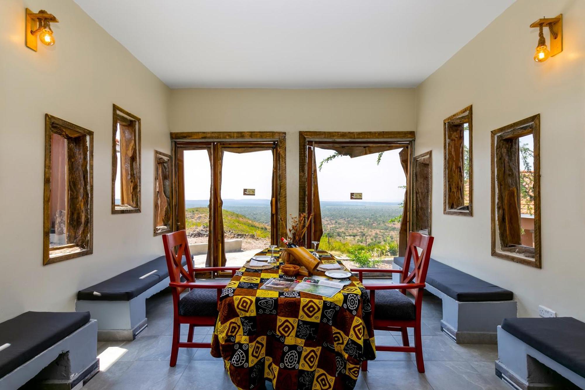 Kigarama Wilderness Lodge Mburo Bakijurura ภายนอก รูปภาพ